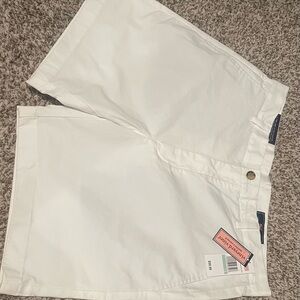 NWT Vineyard Vines Size 34shorts